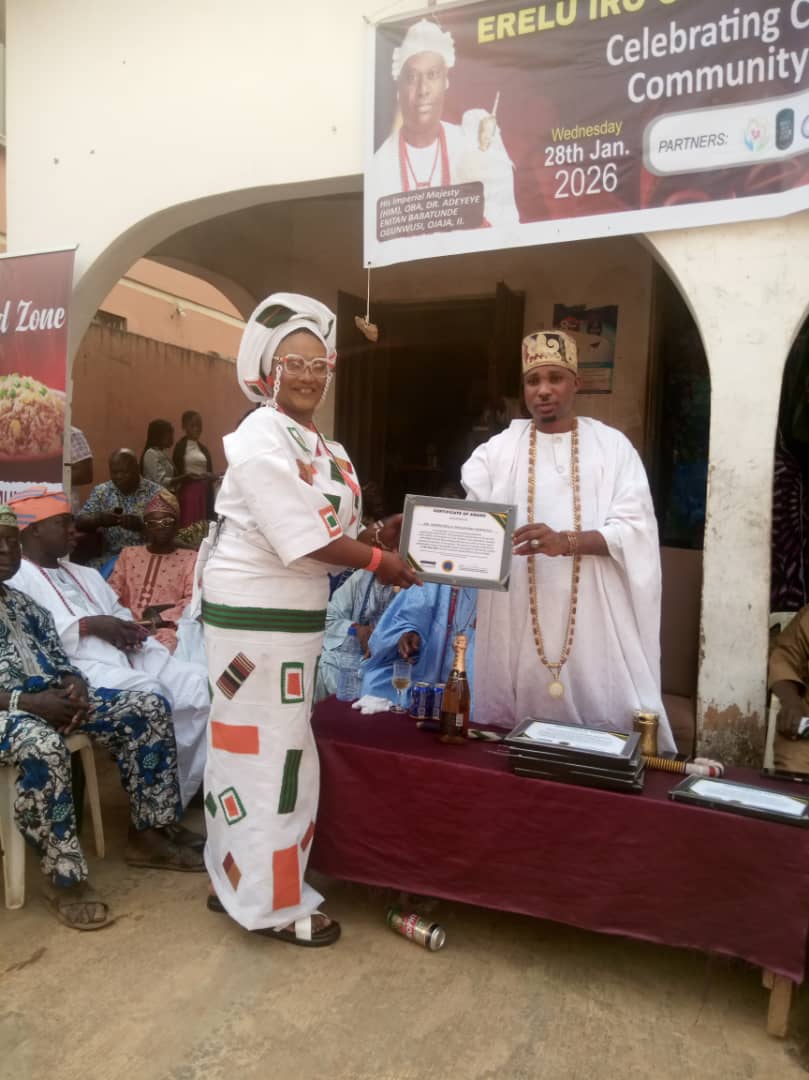 Iro Day 2026: Erelu Odedina distributes foodstuffs, 400 benefits medical outreach